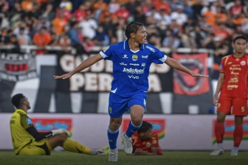 Early Season Clashes: Detailed Persija vs Persib Match Preview for Matchday Two