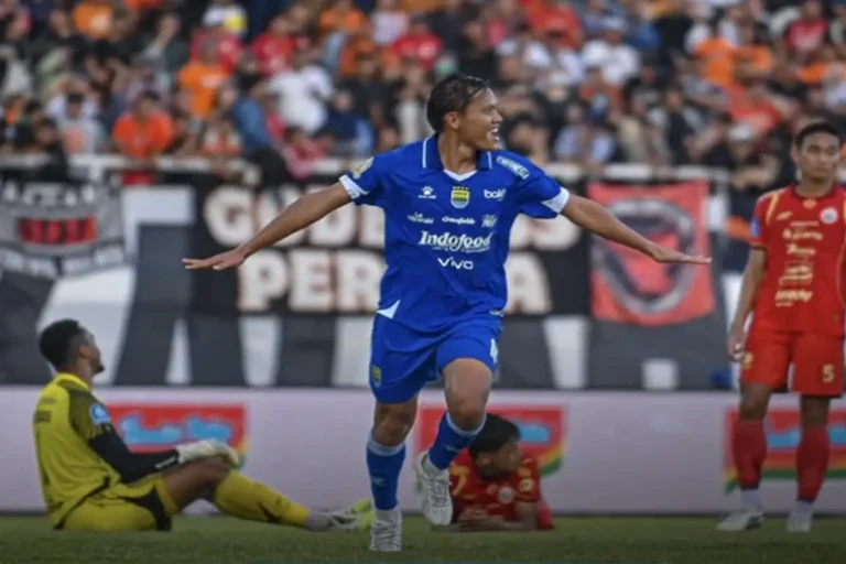 Early Season Clashes: Detailed Persija vs Persib Match Preview for Matchday Two